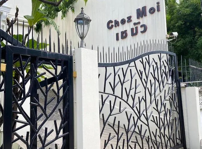 Chez Moi Private Executive Sukhumvit 26 Apartment