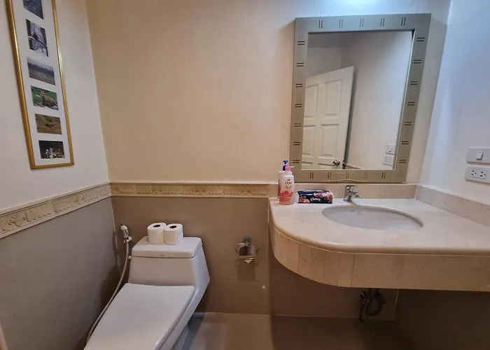 Chez Moi Private Executive Sukhumvit 26 Apartment Bangkok