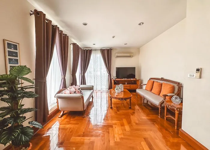 Chez Moi Private Executive Sukhumvit 26