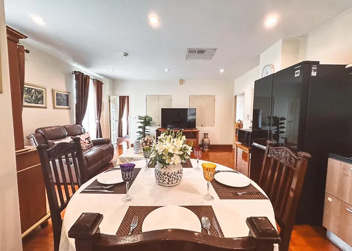 Apartment Chez Moi Private Executive Sukhumvit 26 *