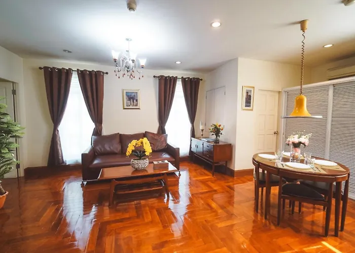 Chez Moi Private Executive Sukhumvit 26 *