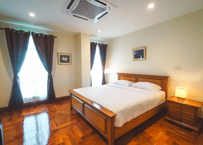 Chez Moi Private Executive Sukhumvit 26 Apartment Bangkok
